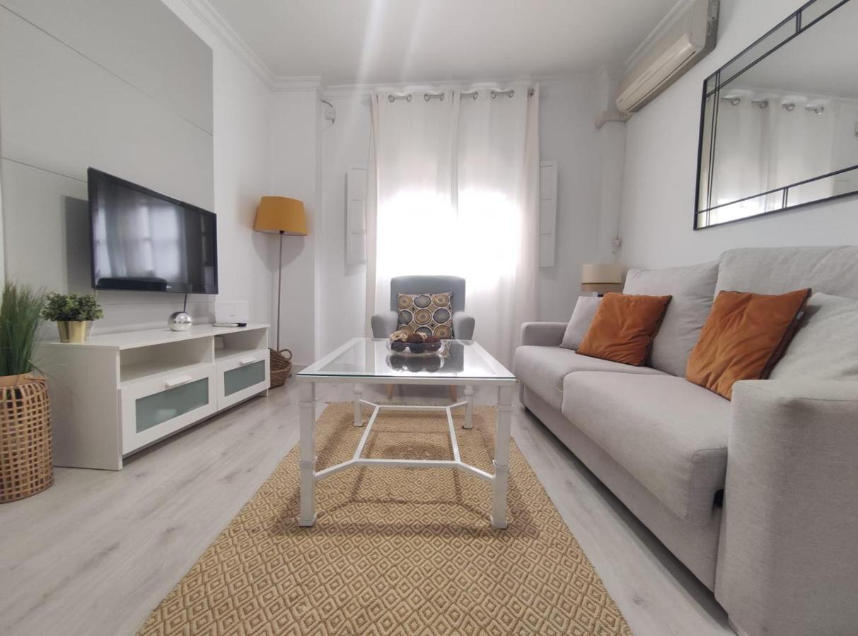 Covadonga Suite Home Seville Exterior photo