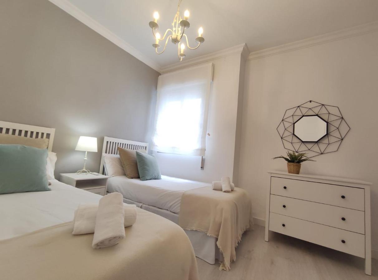 Covadonga Suite Home Seville Exterior photo